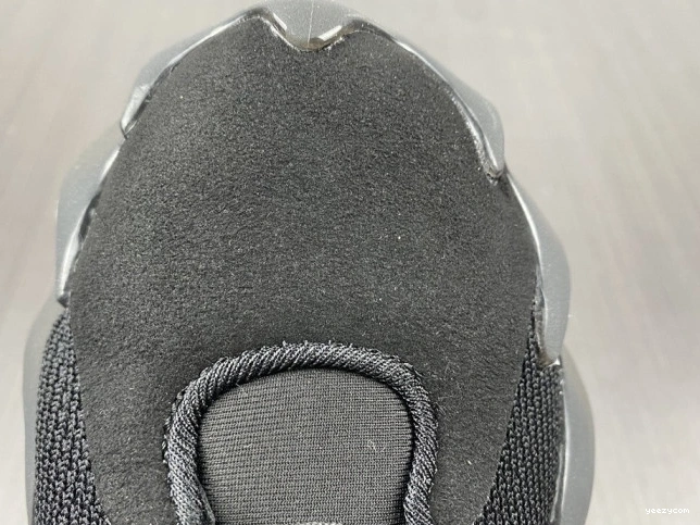 400 H68032 YEEZY ADIDAS 1010
